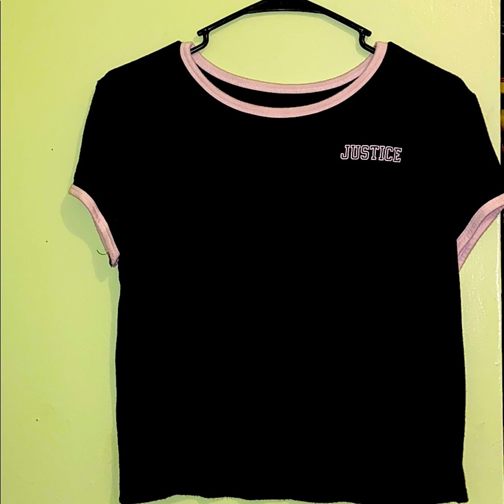 Very good quality Justice Active Shirt!